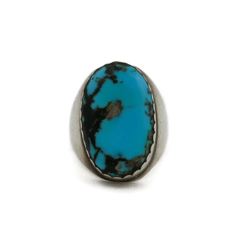 Simple Gold Wedding RingSilver x Oval-Cut 1970's Kingman Turquoise Navajo Ring