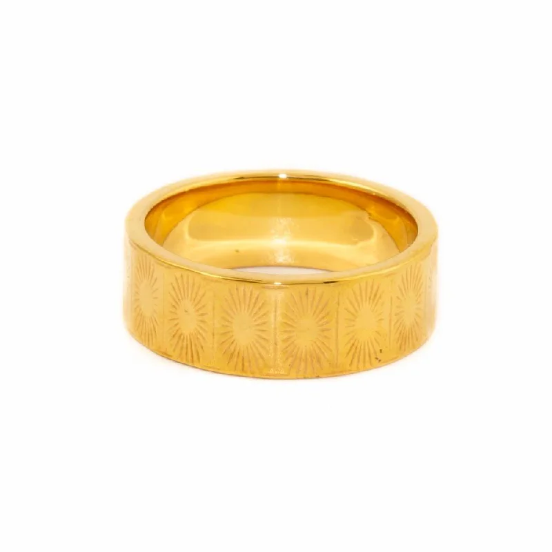 Vintage-Inspired Wedding Ring for CouplesSunburst Wedding Band