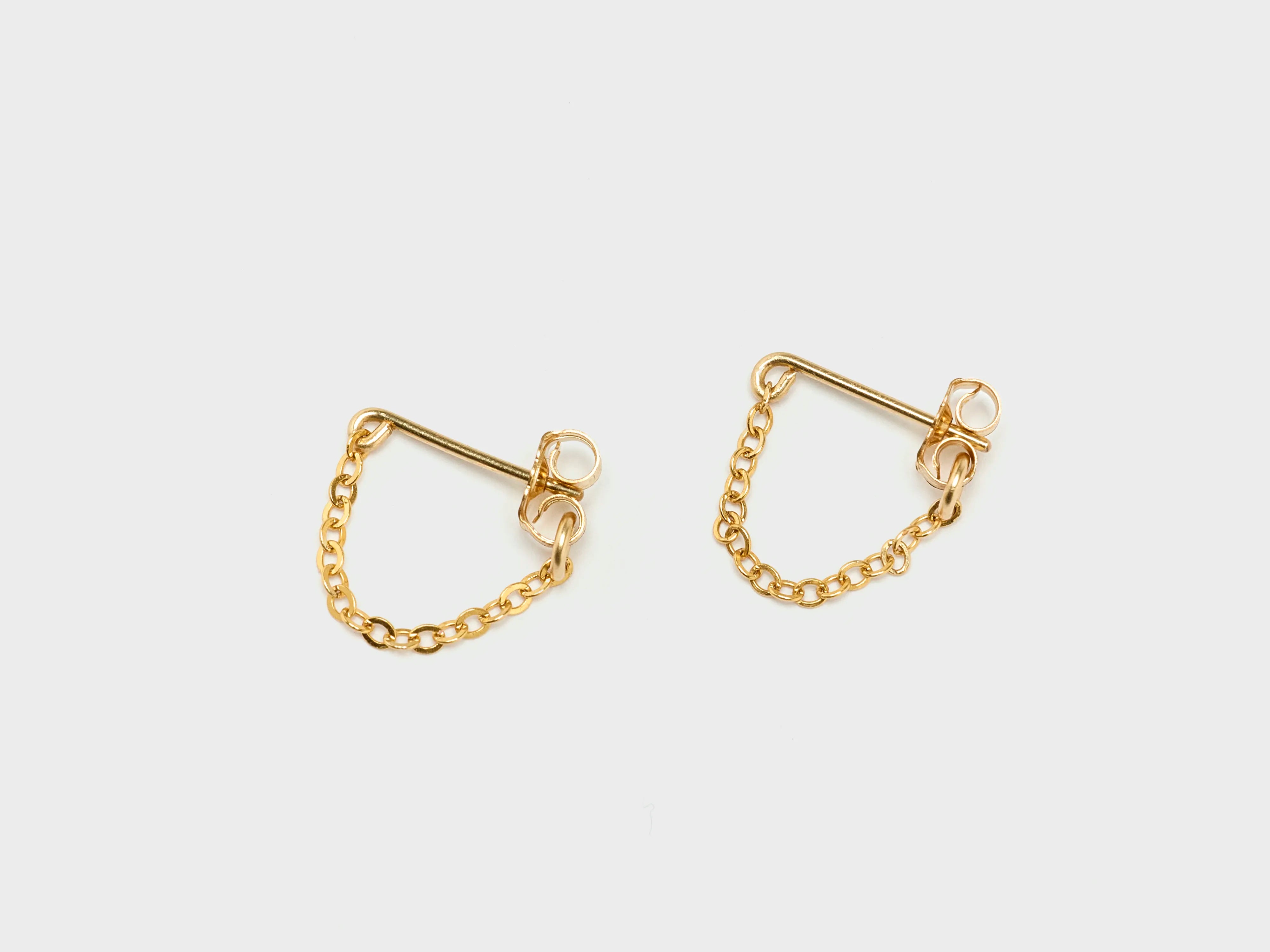 Star-Shaped Earrings-Essential Chain Earrings (242 / W / GOLD)