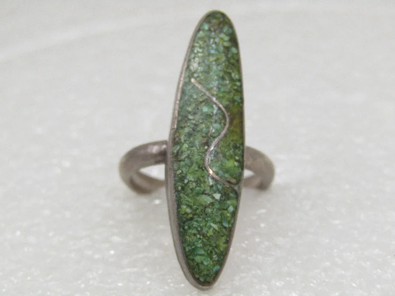 Elegant Wedding Ring with DiamondVintage Sterling Southwestern Green Turquoise Chip Ring, Sz. 7