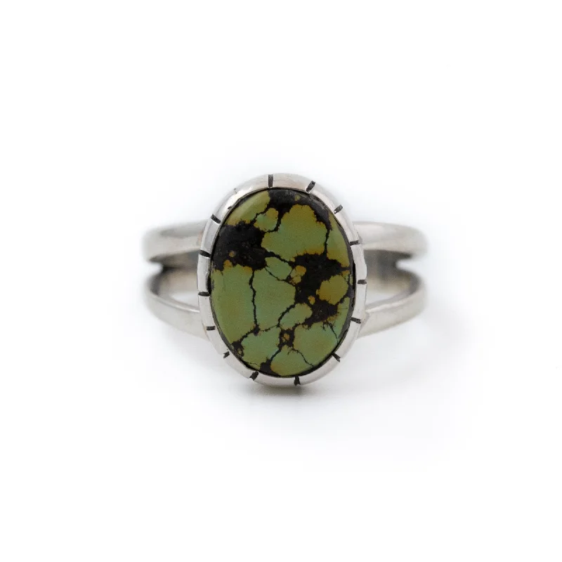 Elegant Custom Engagement RingAcid Green Hubei Ring