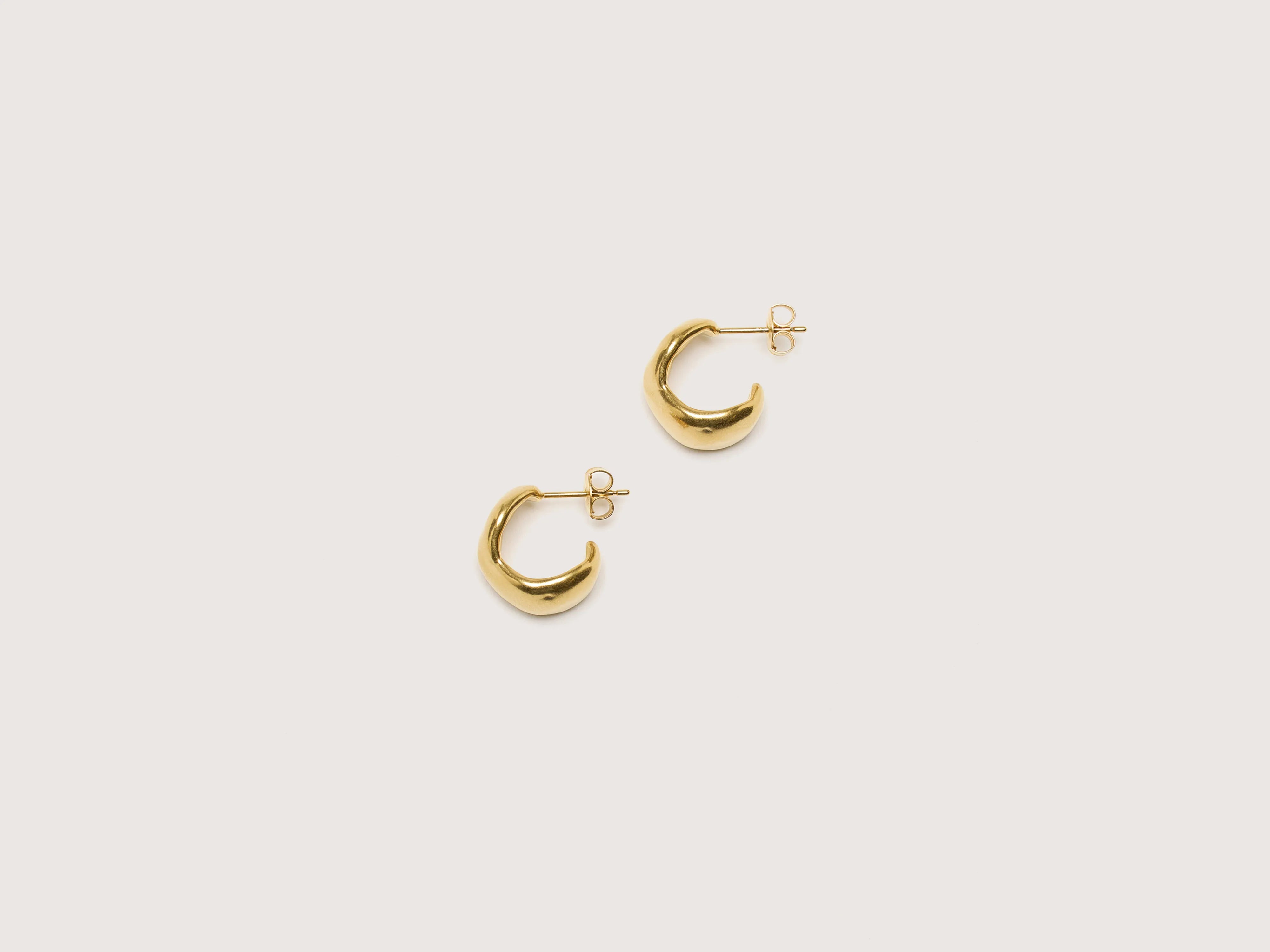 Stylish Drop Earrings-Plum Gold Earrings (242 / W / GOLD)