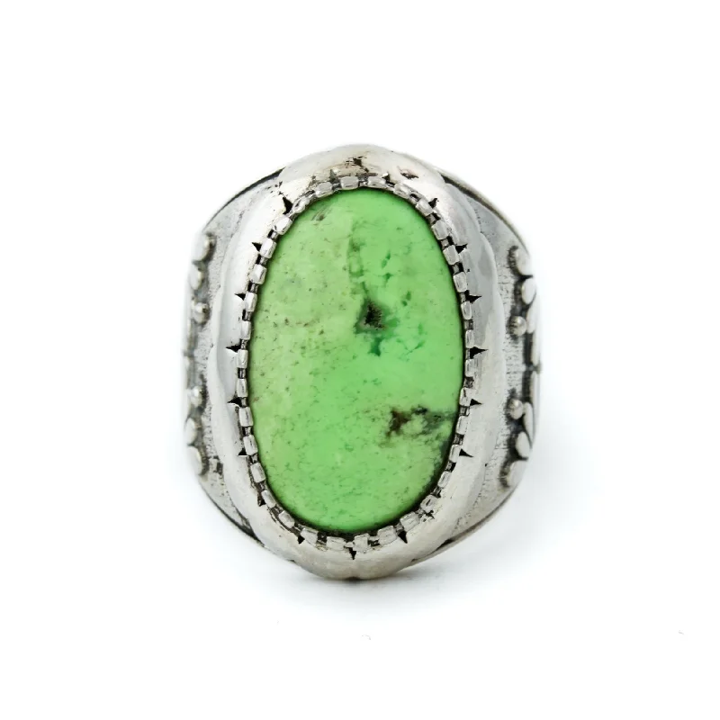 Custom Ring for Anniversary or Special Occasion"Kiku" Ring x Lemon Chryspoprase