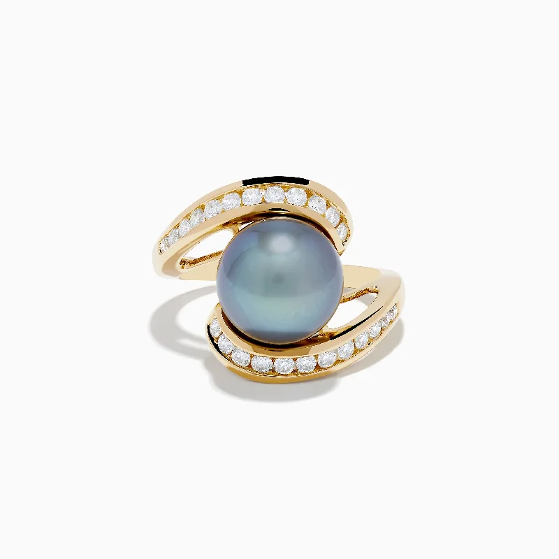 Classic Wedding Band for Women14K Yellow Gold Tahitian Pearl and Diamond Ring