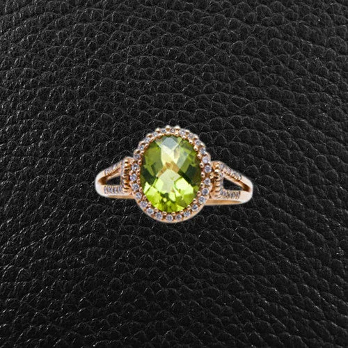 Custom Gold Wedding RingPeridot & Diamond Ring