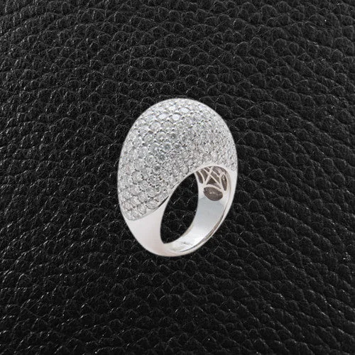 Custom Wedding Band for Special MomentsMulti-Diamond Dome Ring